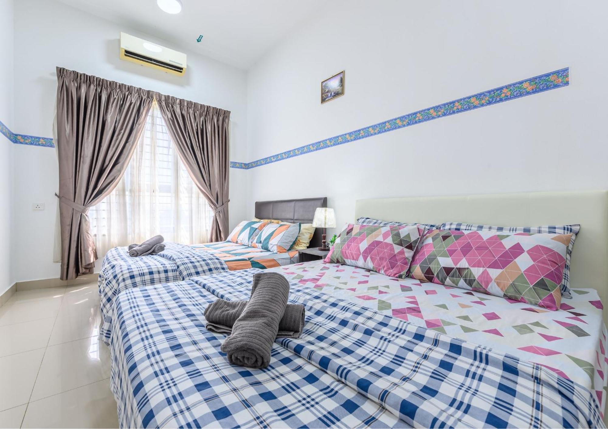Dpulze Cozy Homestay, 1-5 Pax - Dp1 Кіберджая Екстер'єр фото