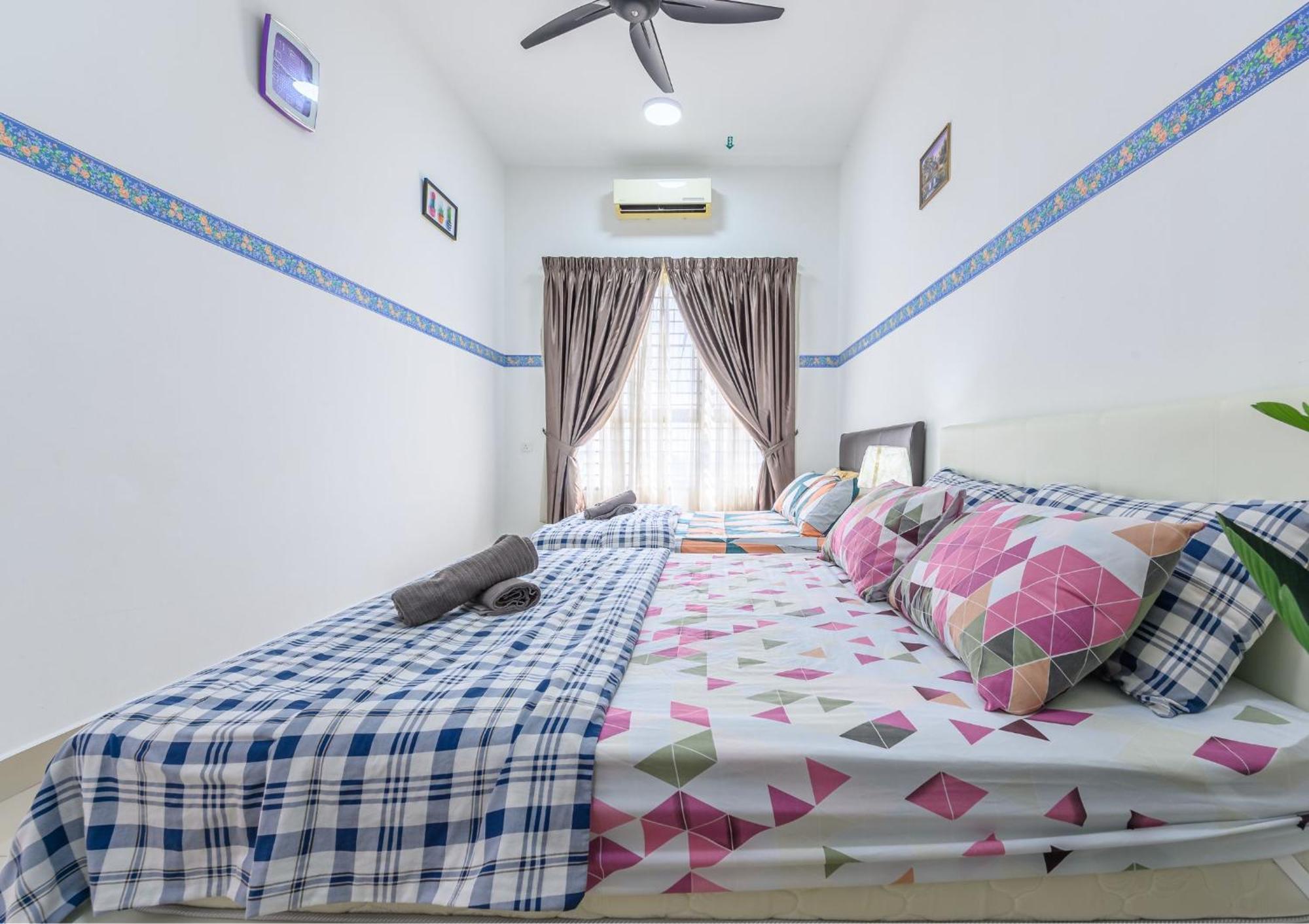 Dpulze Cozy Homestay, 1-5 Pax - Dp1 Кіберджая Екстер'єр фото